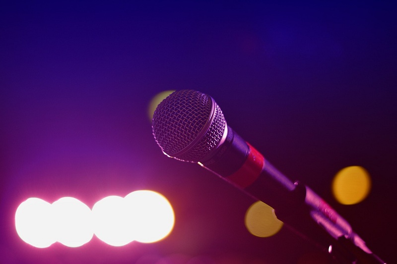 Mic Karaoke Wireless Mampu Menghasilkan Suara Jernih